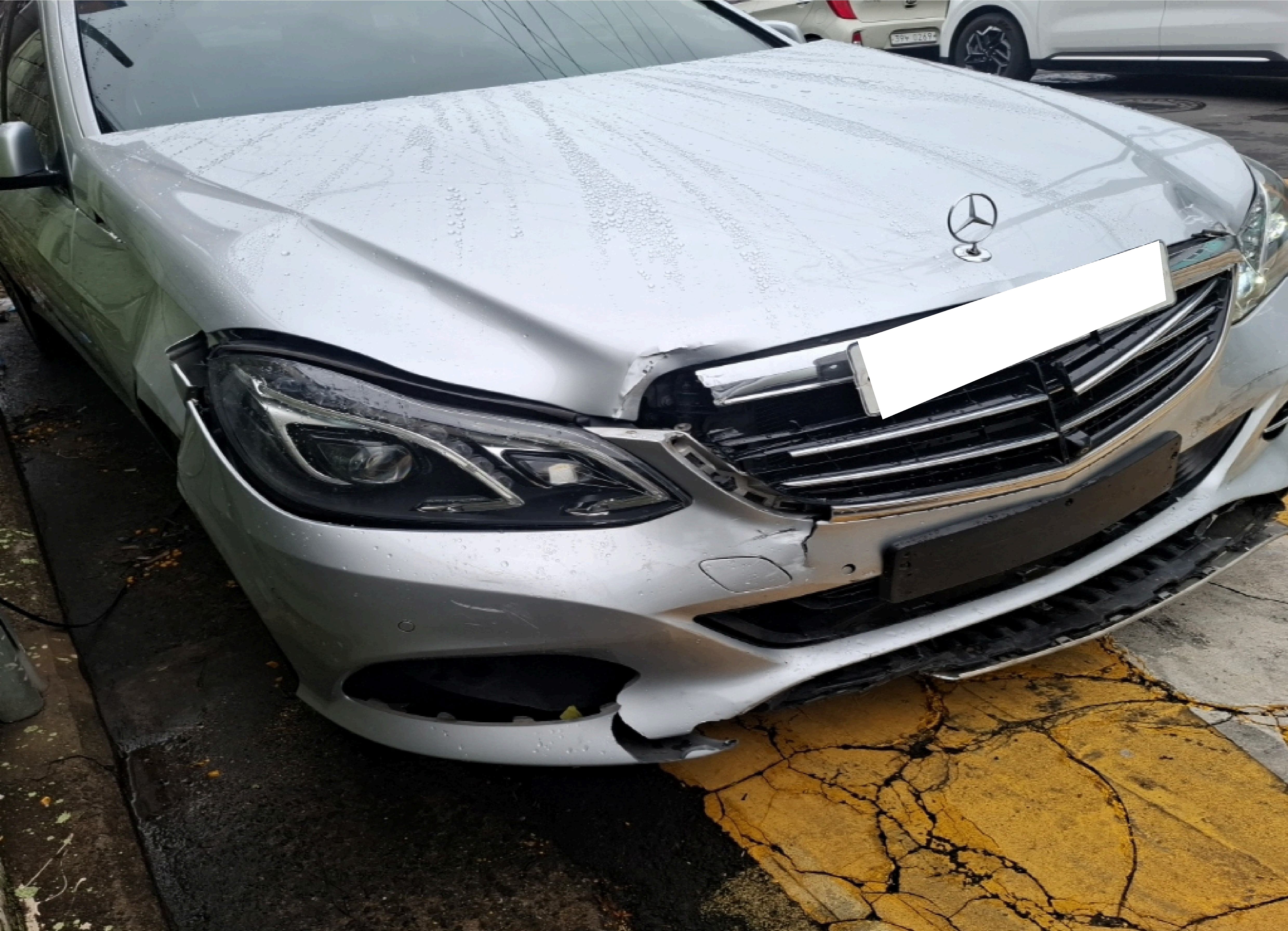 2015 Benz E-Class W212 E300 Elegance (123206) pre-producted