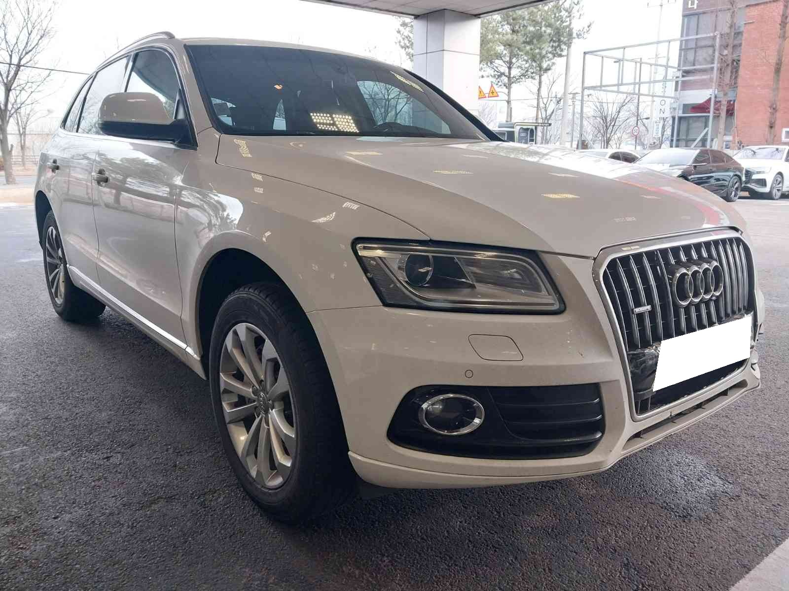 2014 Audi Q5 2.0 TDI quattro dynamic (019137) pre-producted