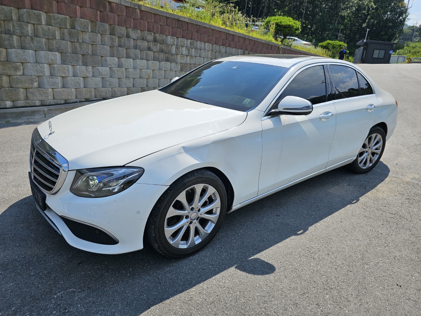 2017 Benz E-Class W213 E220d Exclusive (S/N: 049599)