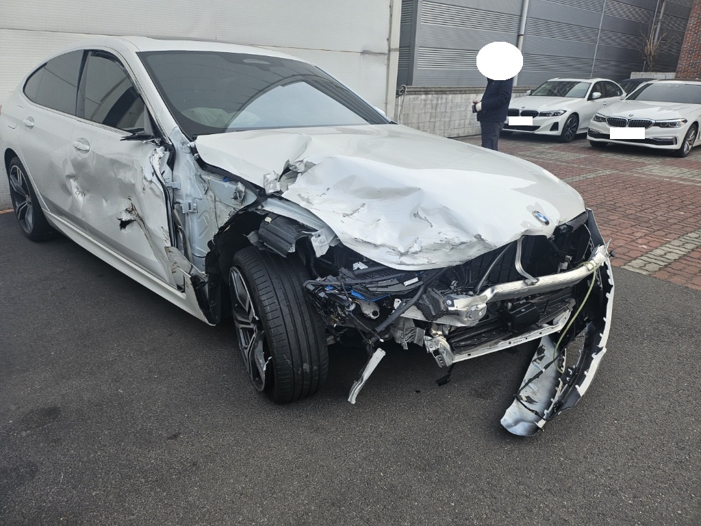 2024 BMW 6 Series GT (G32) 630i xDrive M Sport (P53997) pre-producted