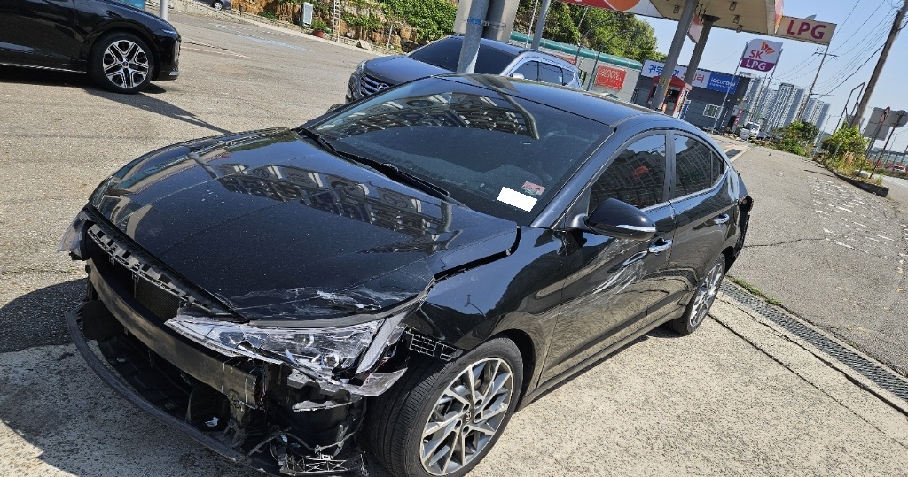 2019 The New Avante AD 1.6 Premium (893473) pre-producted