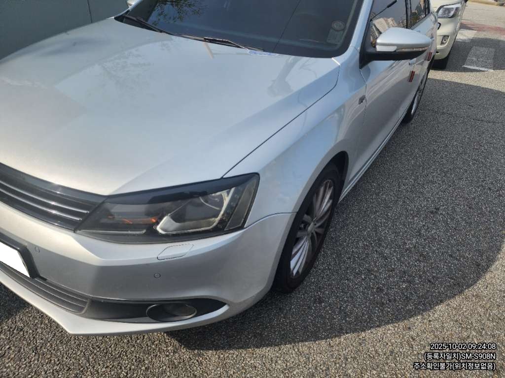 2012 Volkswagen New Jetta 1.6 TDI BlueMotion (144605) pre-producted