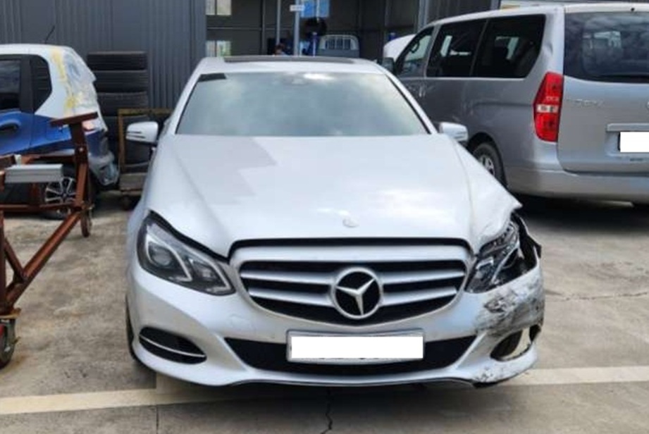 2016 Benz E-Class W212 E220 BlueTEC Avantgarde (287036) pre-producted
