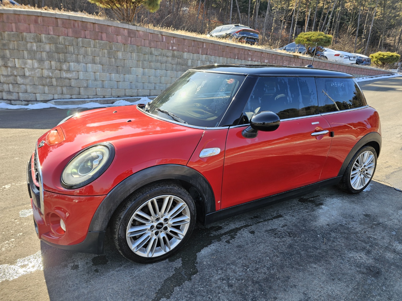 2016 mini Cooper S (S/N: B32016)