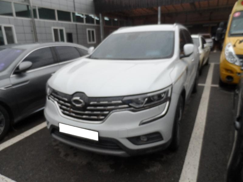 2018 QM6 Diesel 4WD RE (036389) pre-producted
