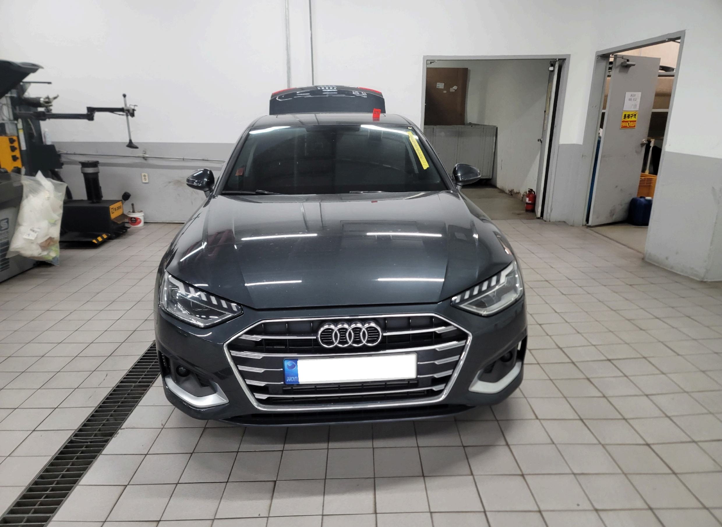 2021 Audi A4 (B9) 40 TFSI Premium (013179) pre-producted