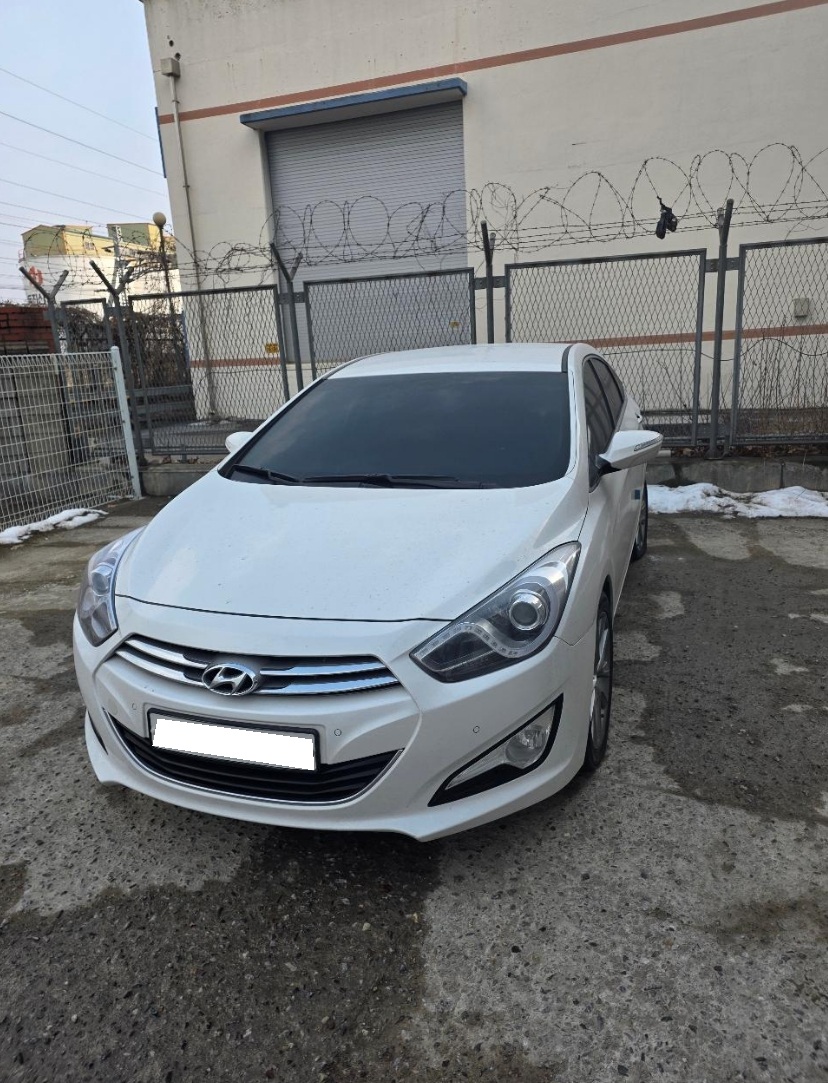 2014 i40 Saloon 2.0 GDI PYL (049450) pre-producted