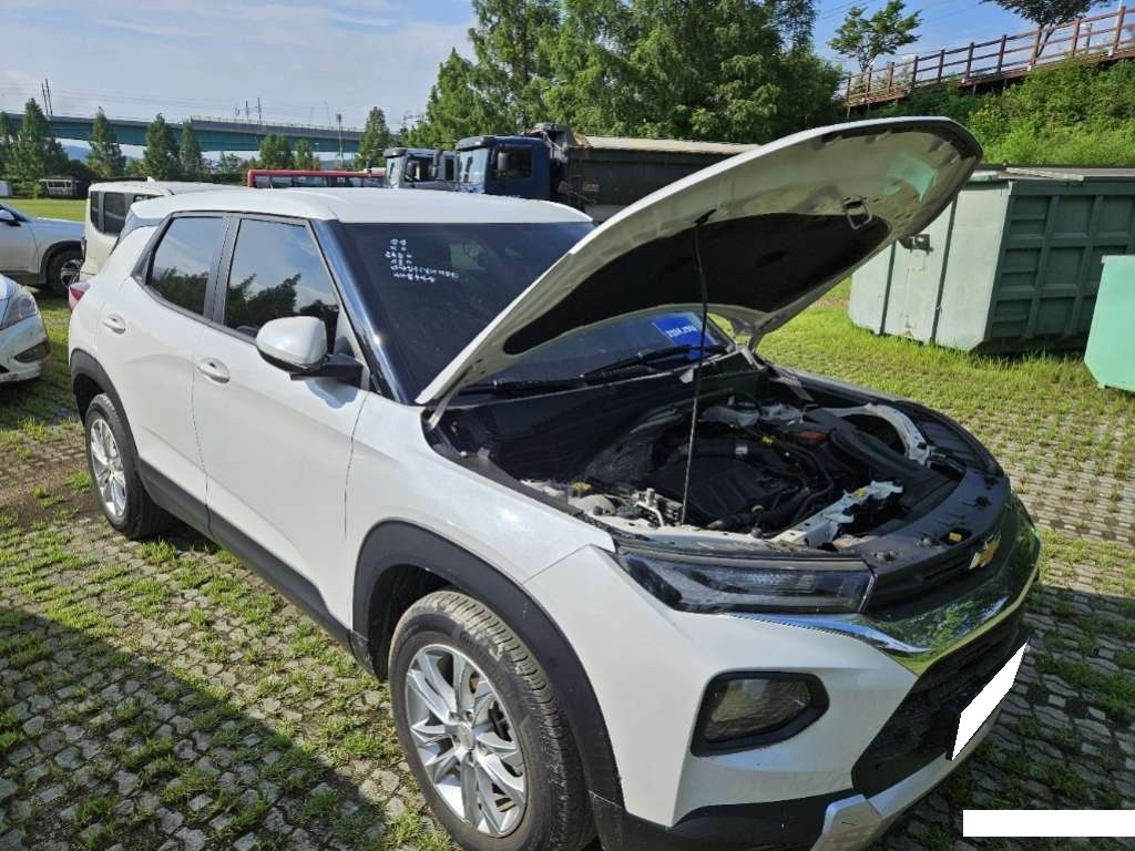 2021 Trailblazer 2WD 1.2 Turbo Gasoline LS (028369) pre-producted