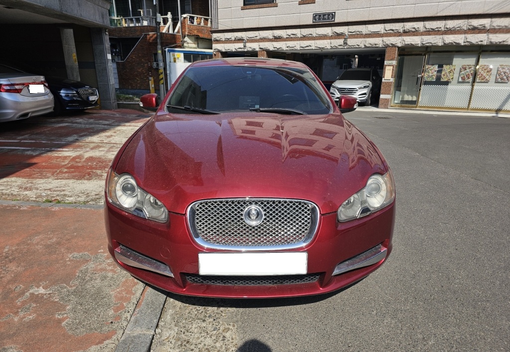 2009 Jaguar XF 2.7 D Premium (R20485) pre-producted
