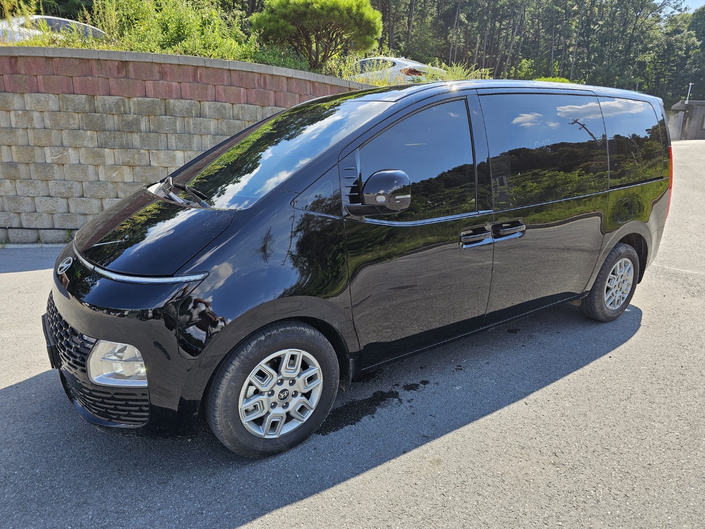 2025 Staria 2WD L3.5 Cargo Modern (S/N: 248383)