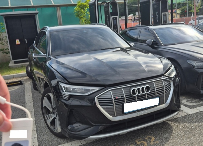 2021 Audi e-tron 55 Quattro (043871) pre-producted