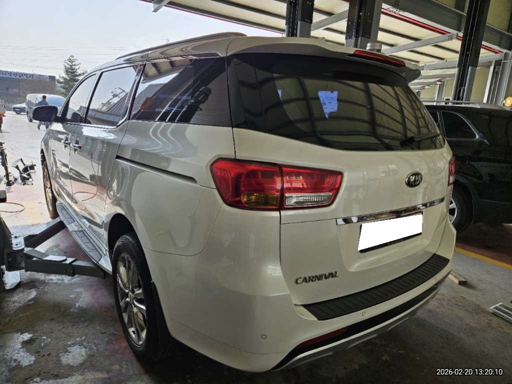 [Reserved]2018 All-New Carnival Diesel Prestige (372736) pre-producted