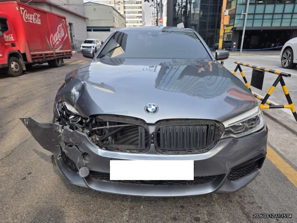 [Auction] 2018 BMW 5 Series (G30) 520d xDrive M Sport Plus(860156) pre-producted