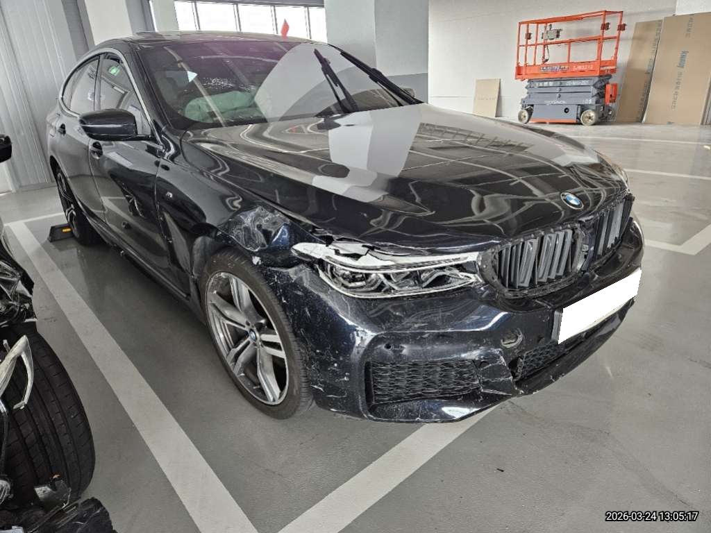 2019 BMW 6 Series GT (G32) 640i XDRIVE M Sport (L16971) pre-producted