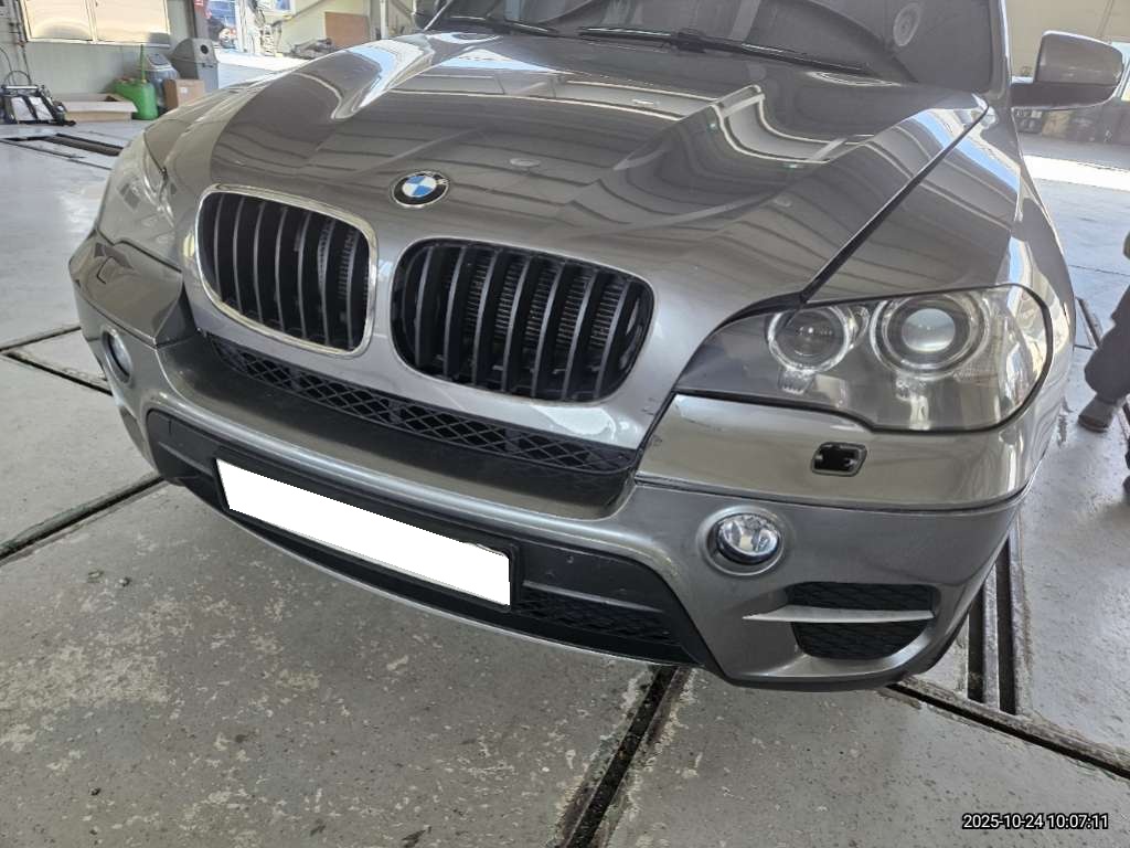 2013 BMW X5 (E70) xDrive 30d (843866) pre-producted