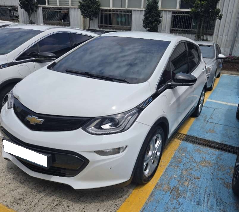 2019 Bolt EV LT Deluxe (127266) pre-producted