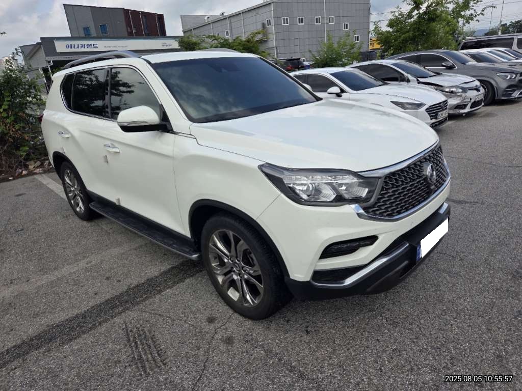 2020 G4 Rexton Diesel 2.2 4WD White Edition (063287) pre-producted
