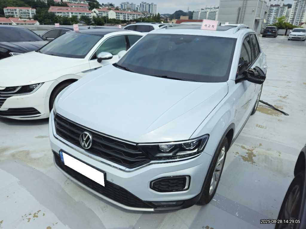 [Reserved]2021 Volkswagen T-Roc 2.0 TDI Prestigy (035077) pre-producted