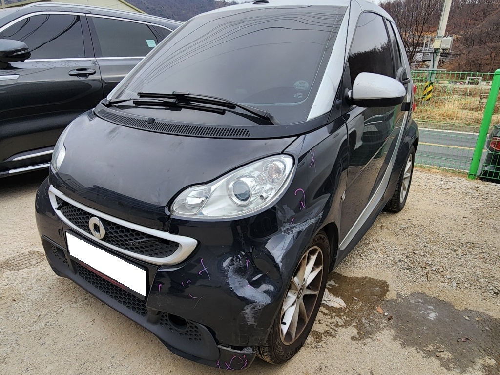 2013 Smart Fortwo Coupe (31M005) pre-producted