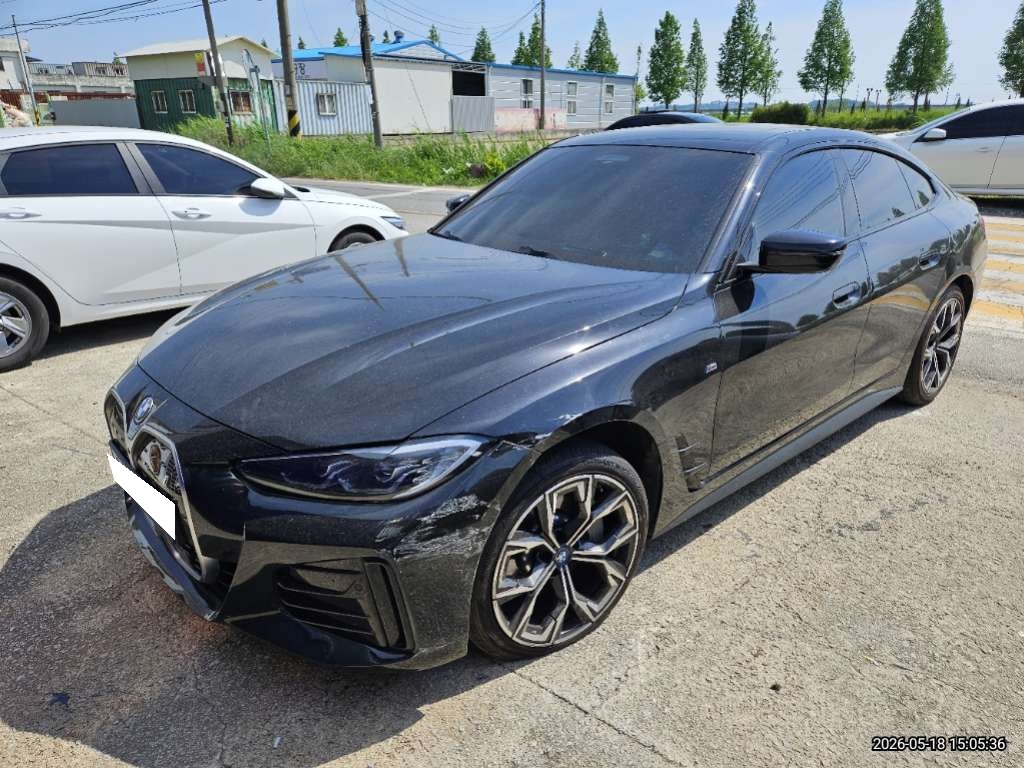 [Reserved]2022 BMW i4 eDrive 40 M Sport (M97994) pre-producted