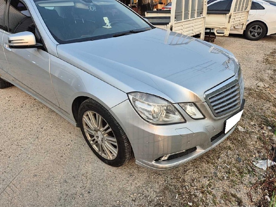 2010 Benz E-Class W212 E300 Elegance (245470) pre-producted