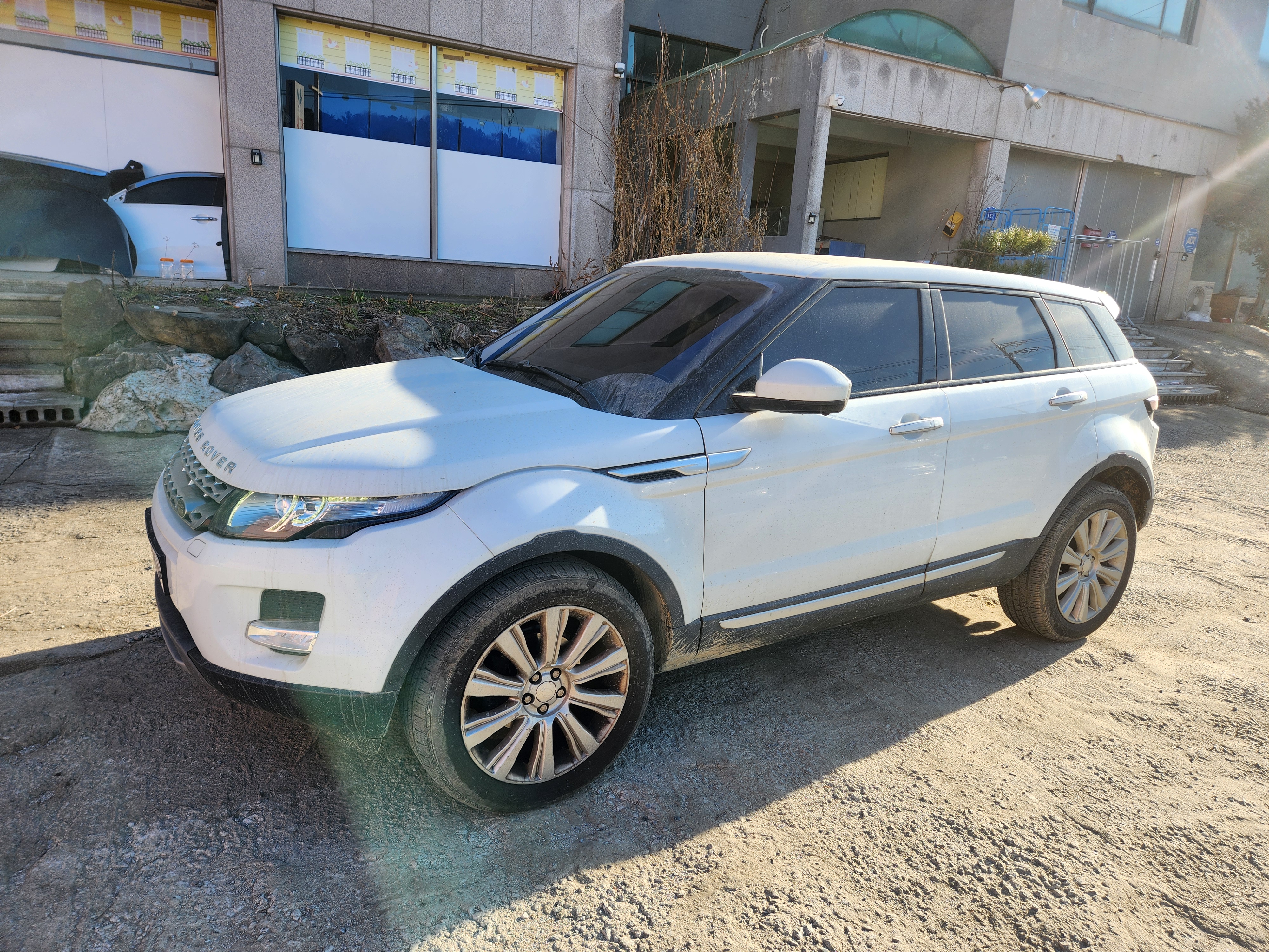 2015 Land Rover Range Rover Evoque 2.2 SD4 Pure (S/N: 963614)