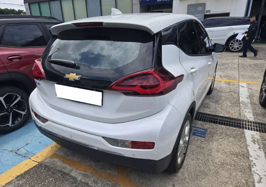 2019 Bolt EV LT Deluxe (127266) pre-producted