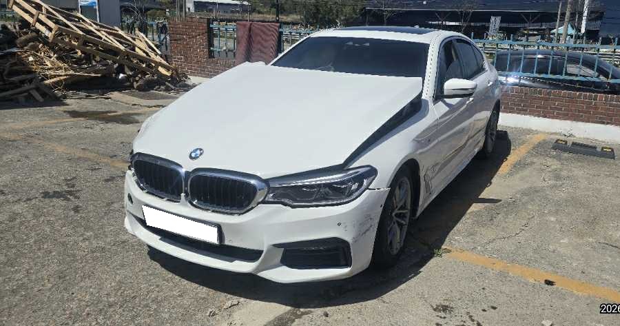 [Reserved]2018 BMW 5 Series (G30) 530i xDrive M Sport Plus (972326) pre-producted