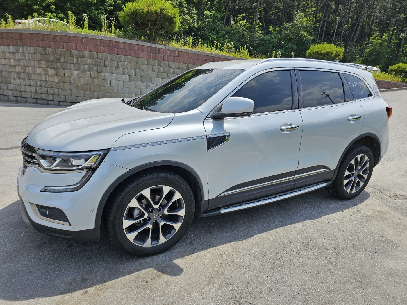 2019 QM6 Gasoline 2WD (S/N: 019522)
