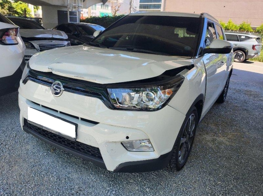 2016 Tivoli Gasoline 2WD 1.6 VX (088427) pre-producted