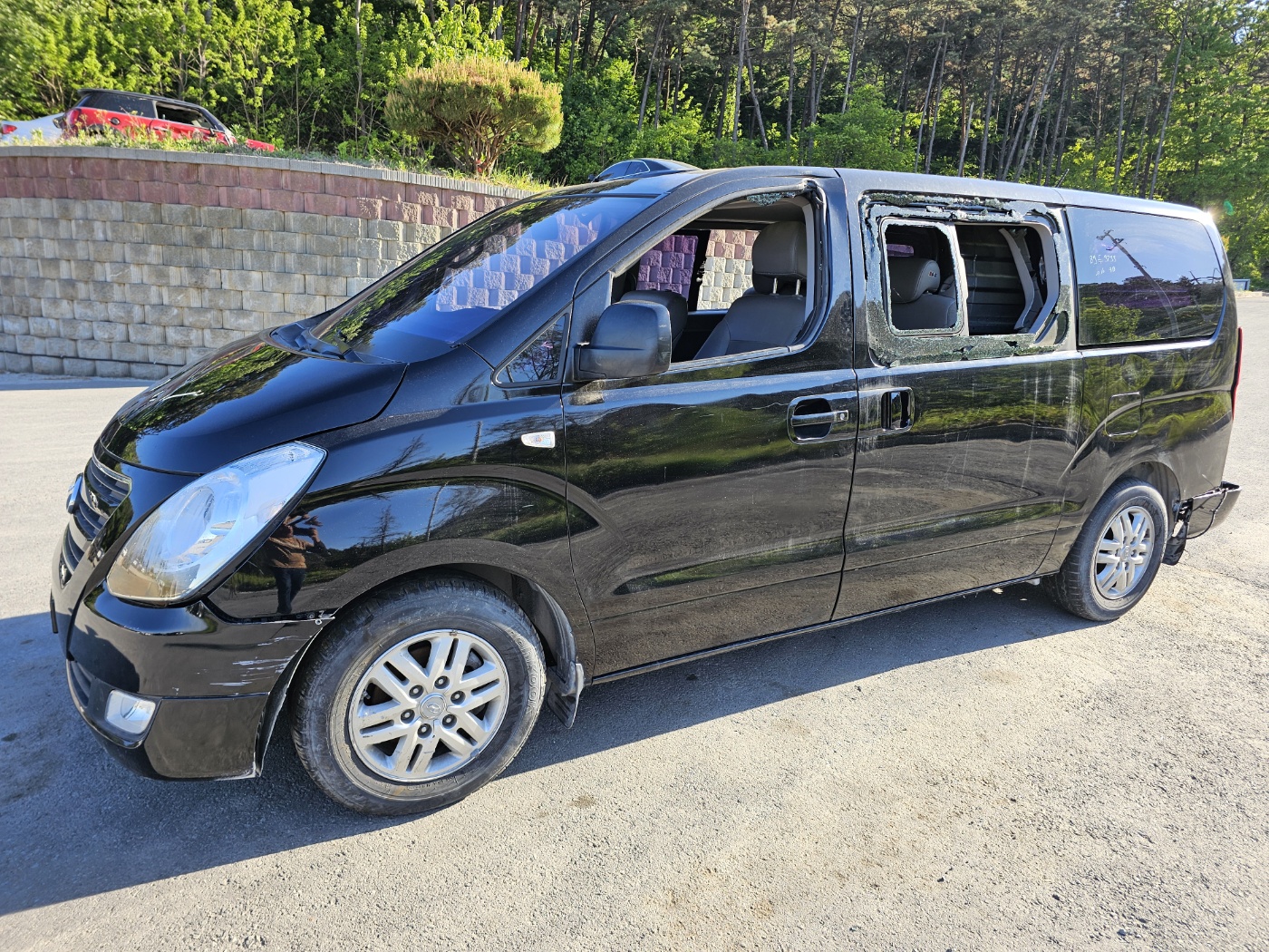 2016 Grand Starex Van Smart (S/N: 794616)