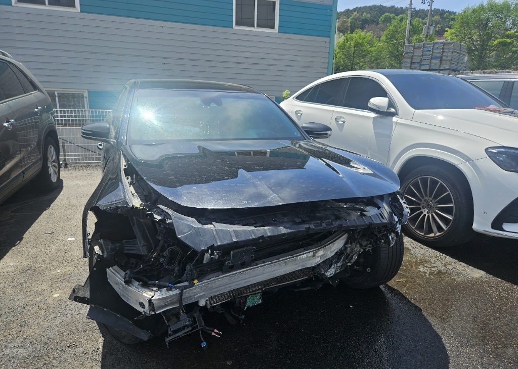 2020 The K9 3.8 GDI AWD Platinum II (020210) pre-producted