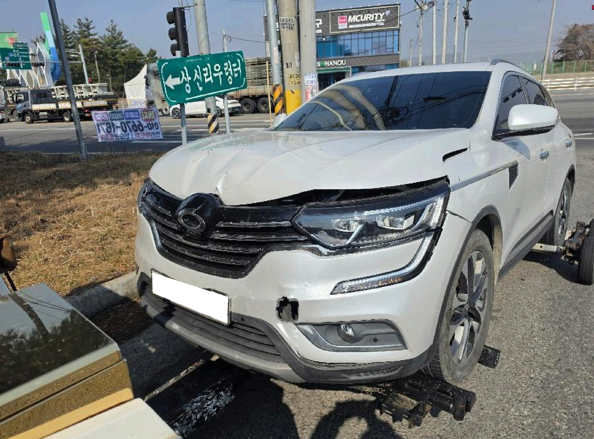 2017 QM6 Diesel 4WD RE Signature (007237) pre-producted