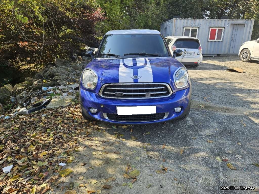 2013 MINI Cooper D Paceman (M95208) pre-producted