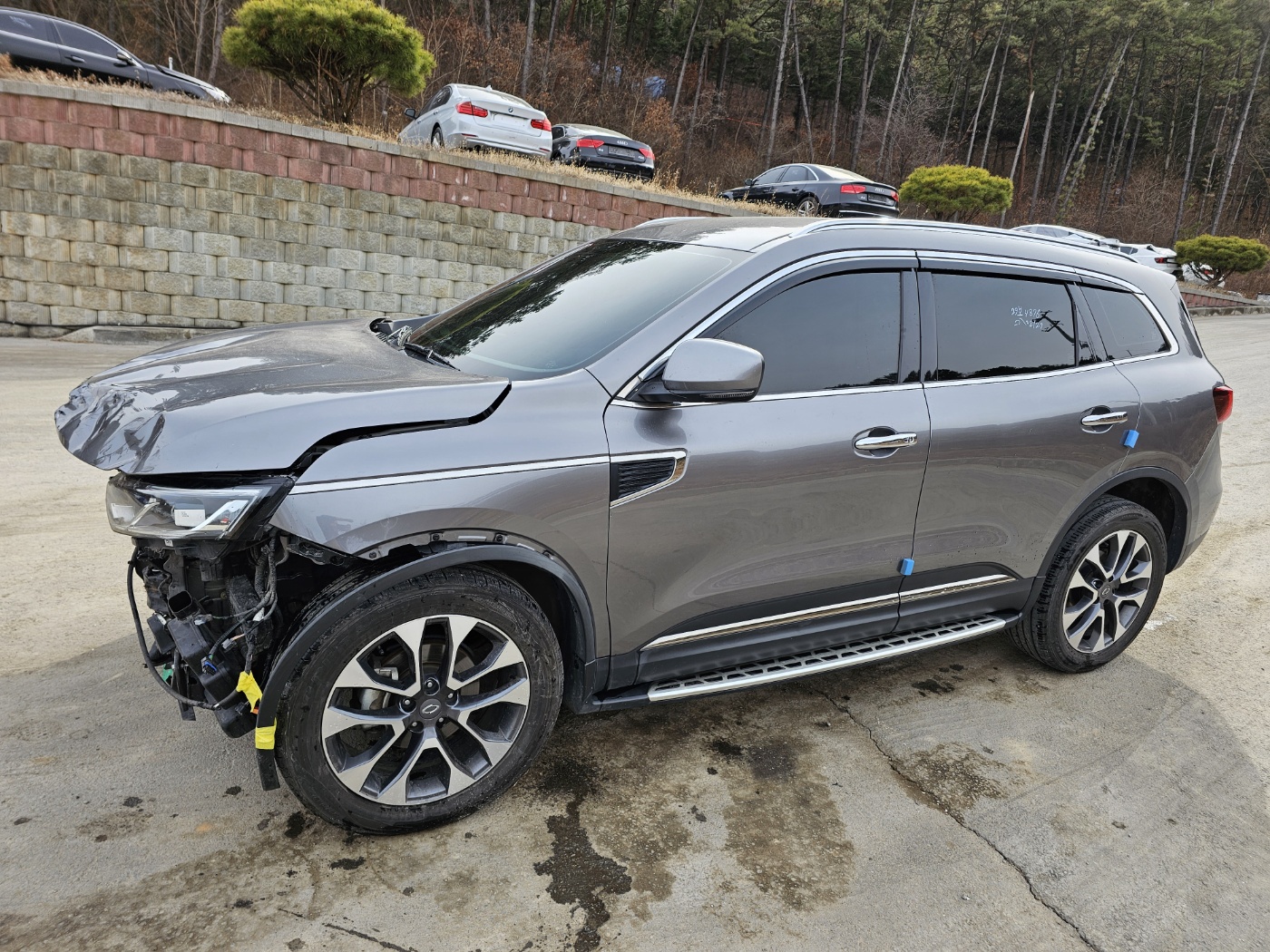 2019 QM6 Gasoline 2WD RE Signature (S/N: 036327)