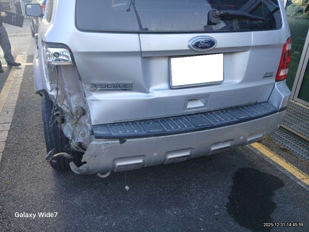 2012 Ford Escape 2.5 XLT (B25187) pre-producted