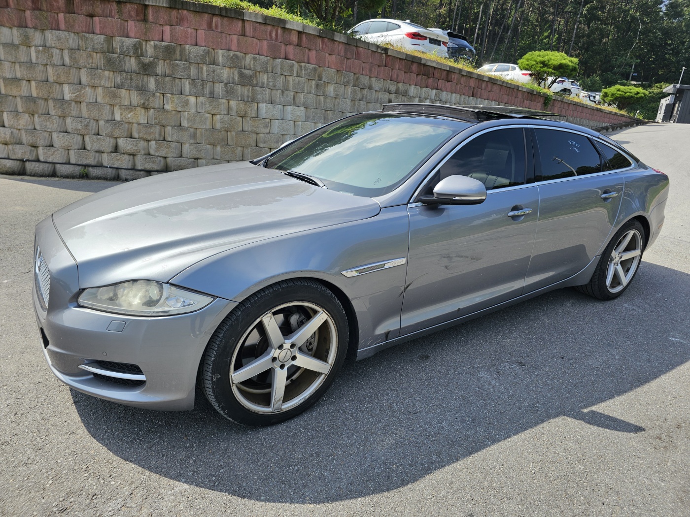 2011 Jaguar XJ (X351) 3.0D Premium Luxury LWB (S/N: V15848)