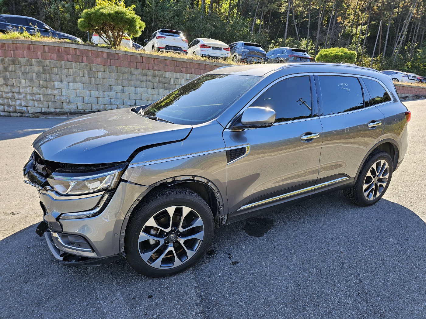 2019 QM6 Gasoline 2WD RE Signature (S/N: 012869)