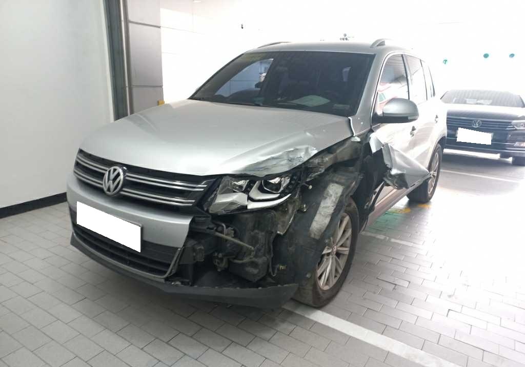 2012 Volkswagen New Tiguan 2.0 TDI Premium (602416) pre-producted