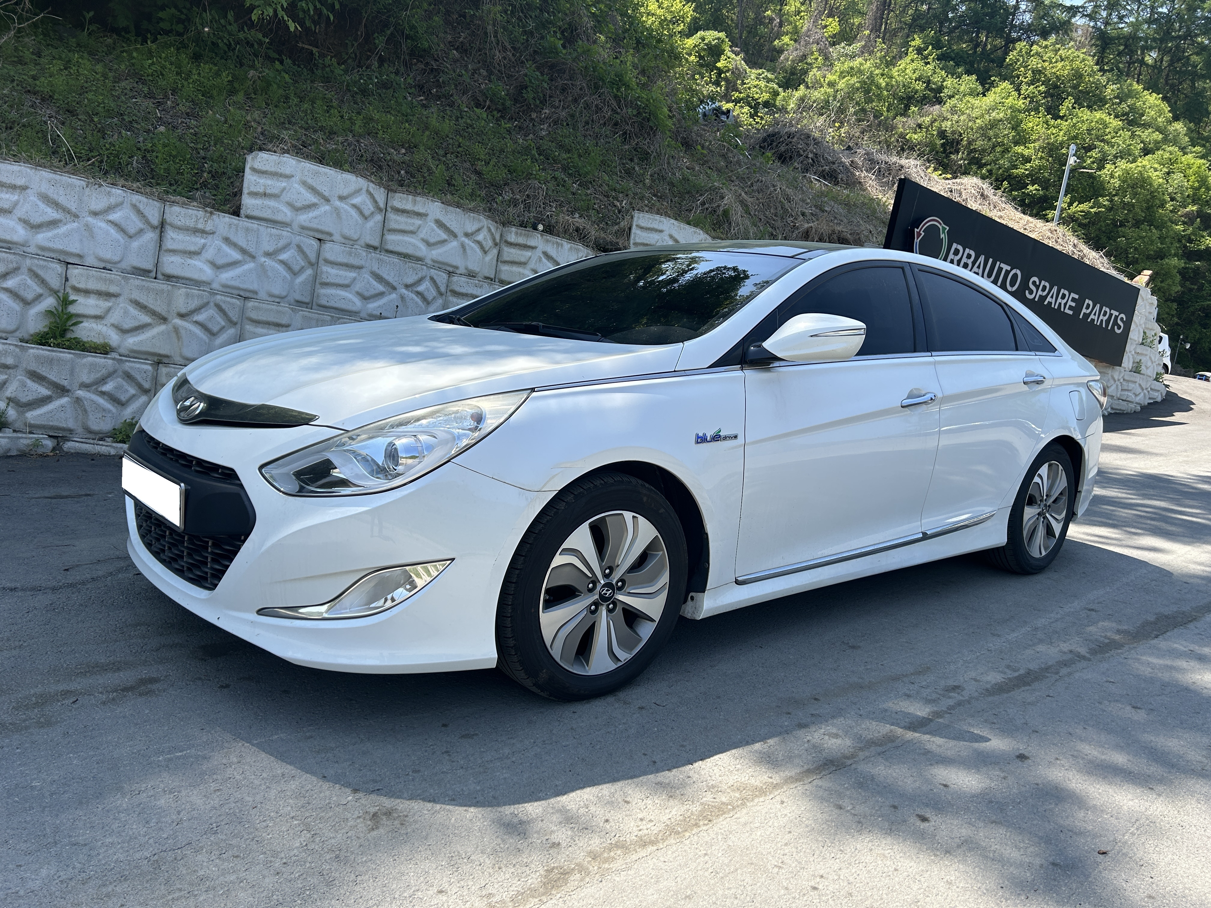 2014 Sonata Hybrid YF HEV (S/N: 080693)