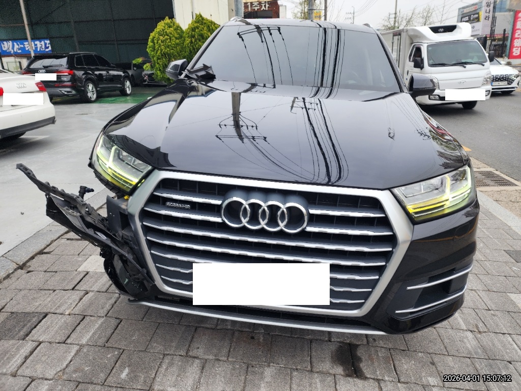 [Auction] 2019 Audi Q7 (4M) 45 TFSI Quattro(042634) pre-producted