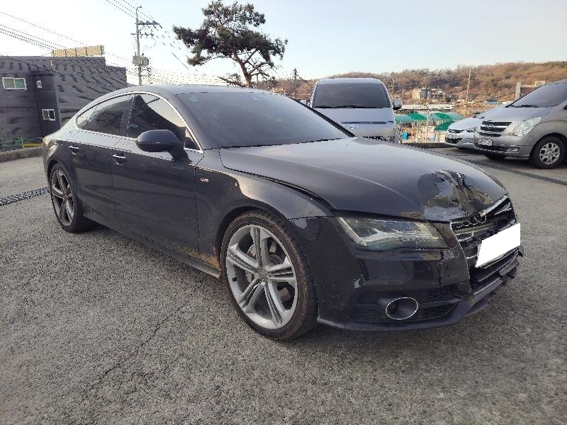 2012 Audi A7 3.0 TFSI quattro entry (154755) pre-producted