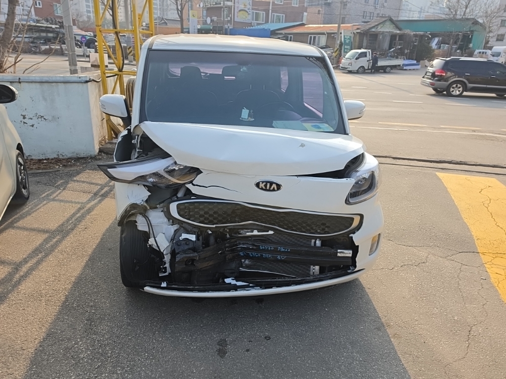 2016 Ray Luxury (114713) pre-producted