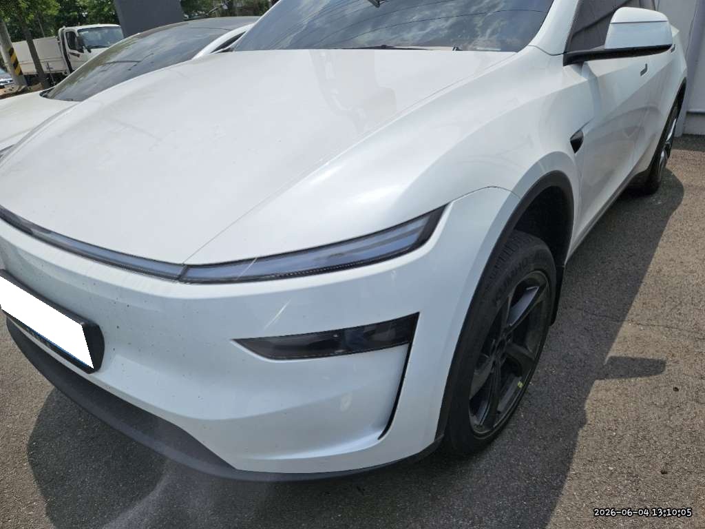 2026 Tesla Model Y Junifer RWD (565540) pre-producted