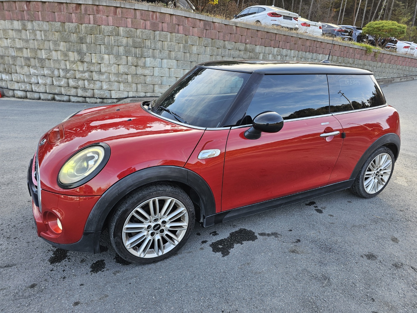 2016 mini Cooper S (S/N: B32016)