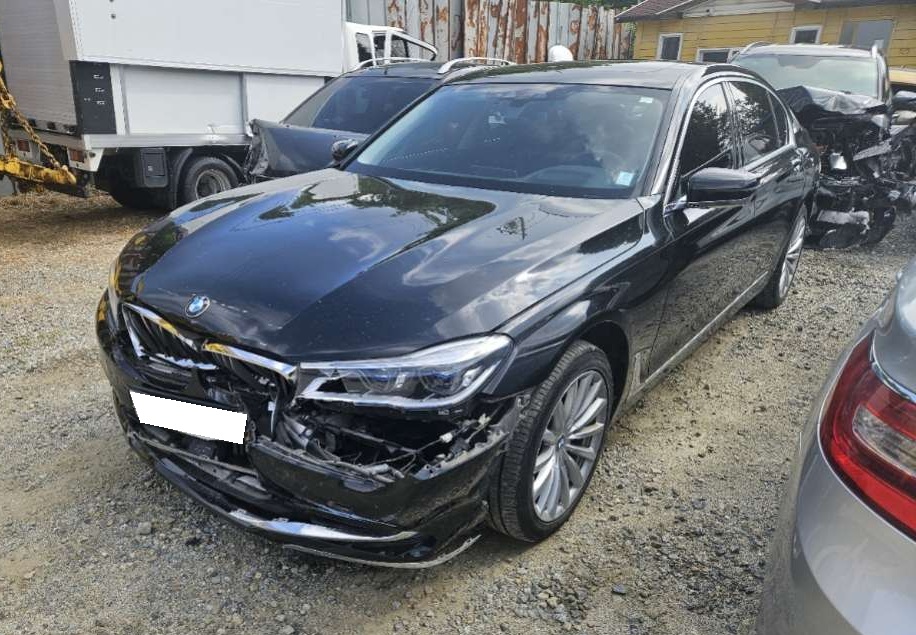 [Reserved]2016 BMW 7 Series (G11) 740Li xDrive (U98428) pre-producted