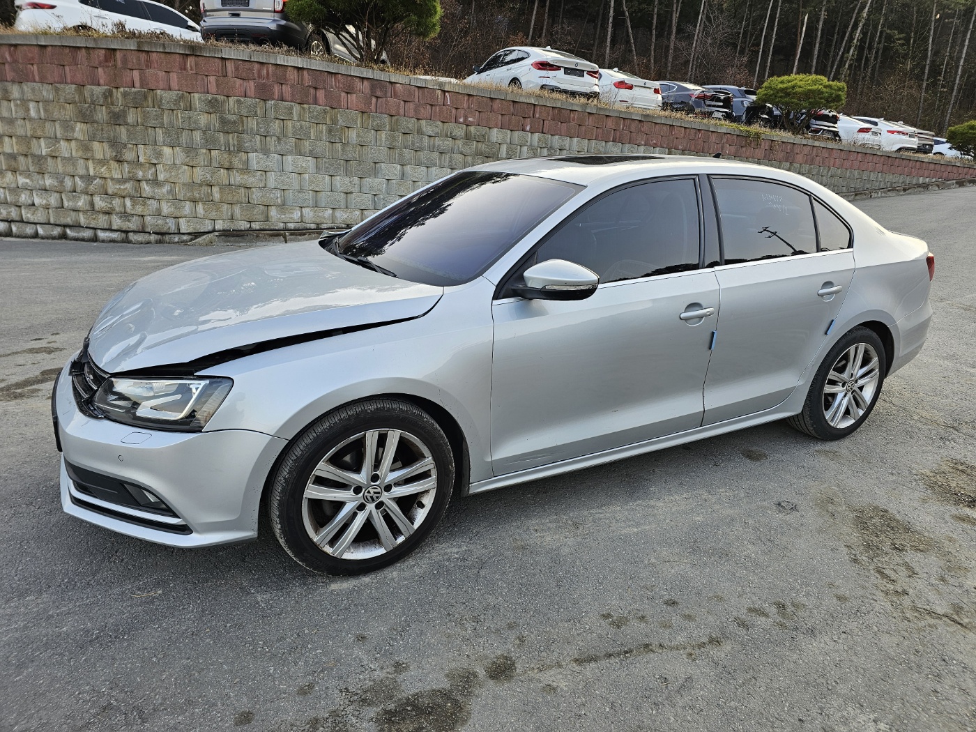2015 Volkswagen New Jetta 2.0 TDI BlueMotion Premium (S/N: 007438)