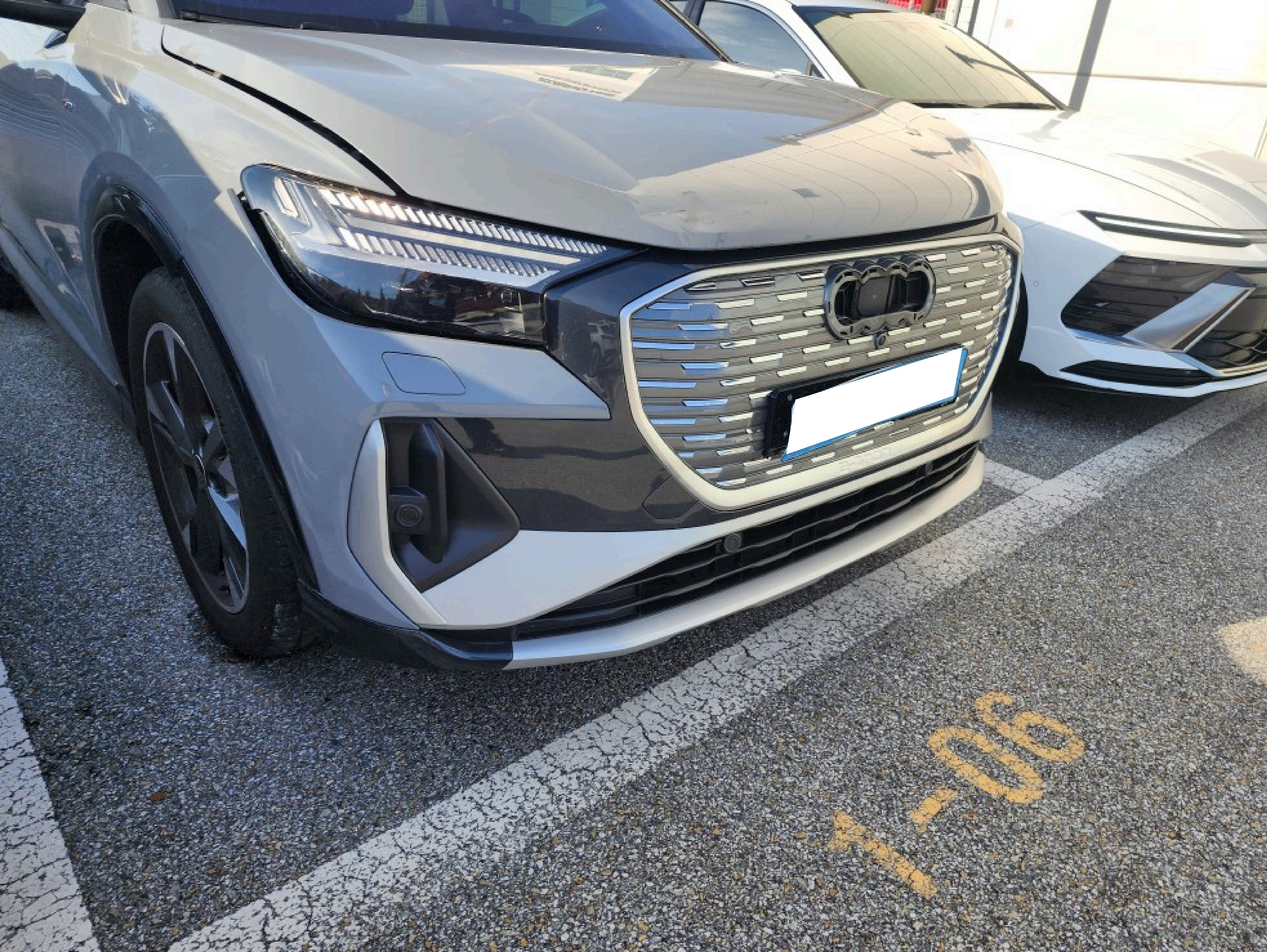 [Reserved]2023 Audi Q4 e-tron 40 Sportback Premium (066548) pre-producted