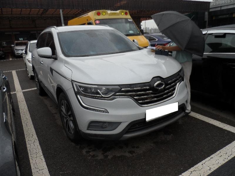 2018 QM6 Diesel 4WD RE (036389) pre-producted