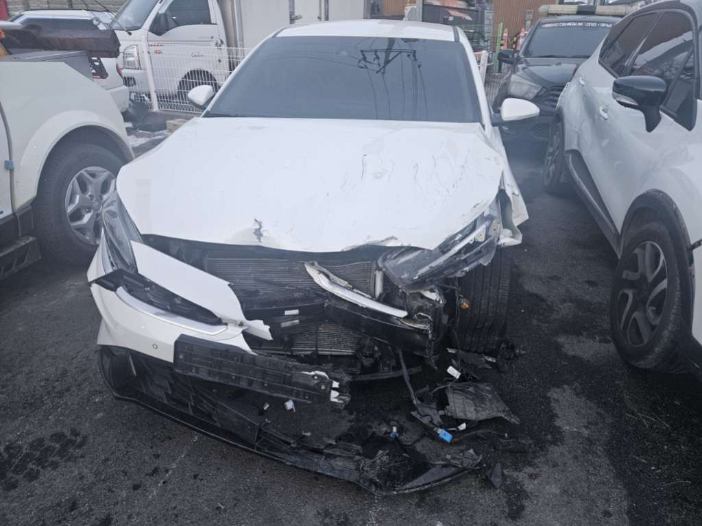 [Auction] 2022 The New K3 2nd Gen 1.6 Gasoline Signature(921429) pre-producted